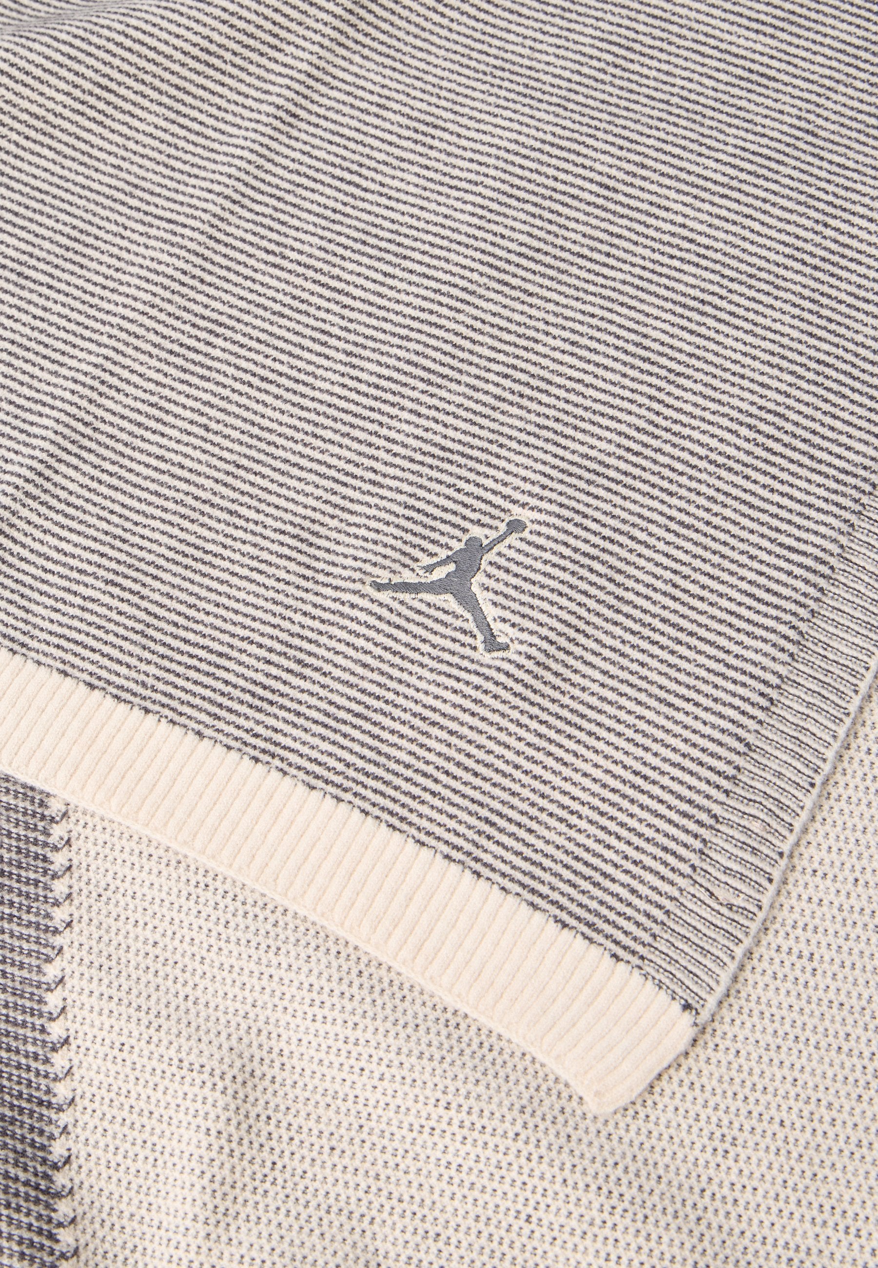 Jordan AIRY SCARF