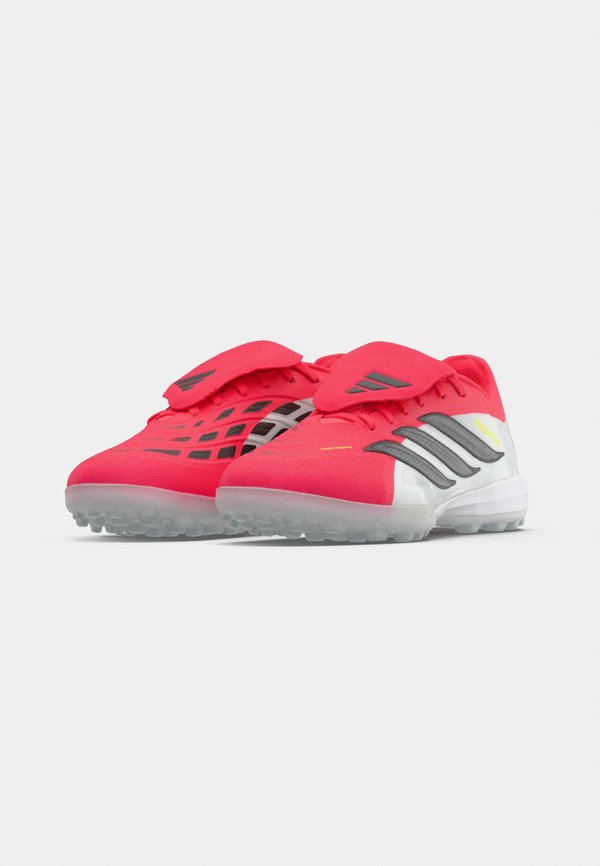 adidas Performance PREDATOR PRO FOLD-OVER TONGUE