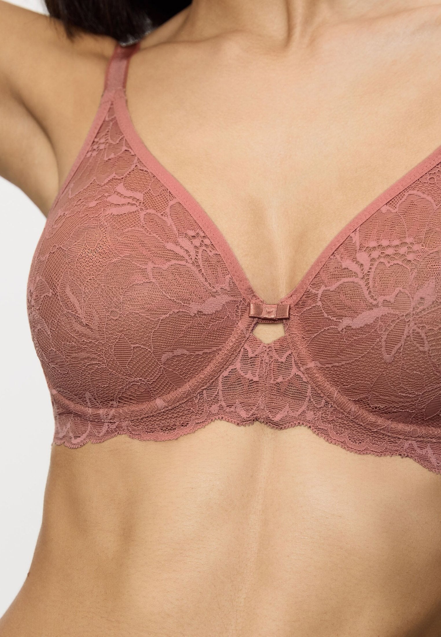 Triumph AMOURETTE CHARM T W02