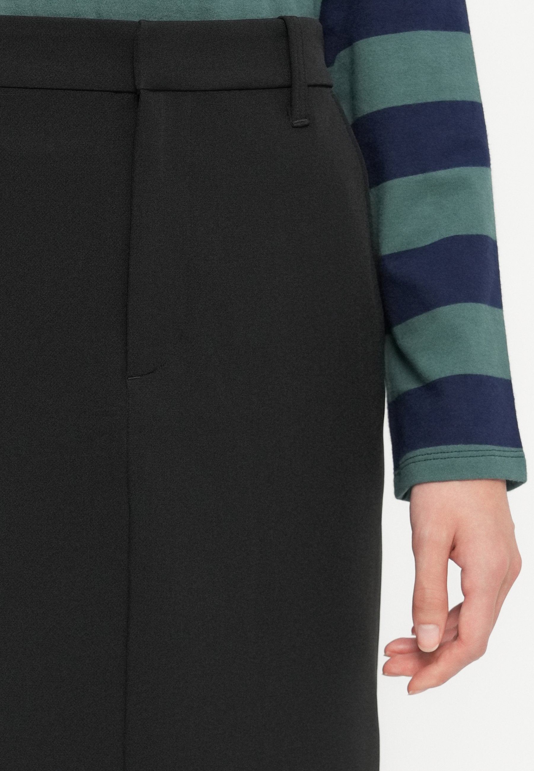 GAP TAILORED MIDI SKIRT