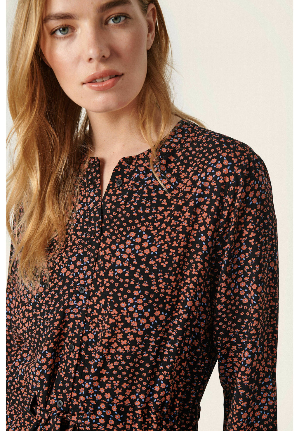 Soaked in Luxury AHNITA LS - SHIRT DRESS