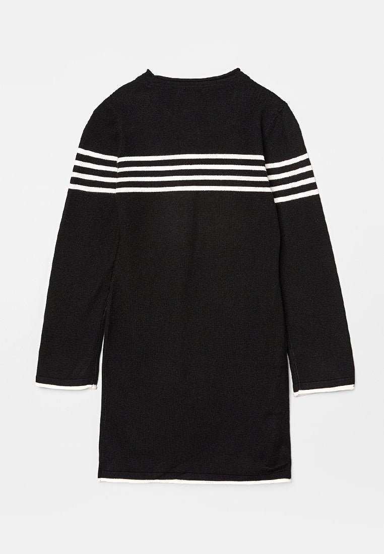 TWINSET