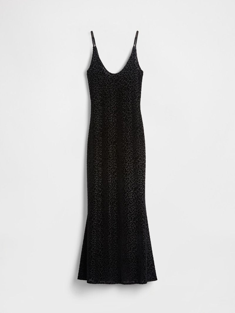 Schwarzes ärmelloses Kleid mit Leopardmuster, ausgestelltem Saum und rundem Ausschnitt. Hergestellt aus einem weichen, strukturierten Stoff.