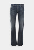 Dunkelblaue Denim-Jeans mit geradem Schnitt. Verfügt über fünf Taschen, einen Reißverschluss und kontrastierende Nähte. Geschmeidige Textur mit leichter Verwaschung.
