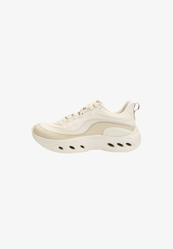 s.Oliver SNEAKERS - Trainers - beige