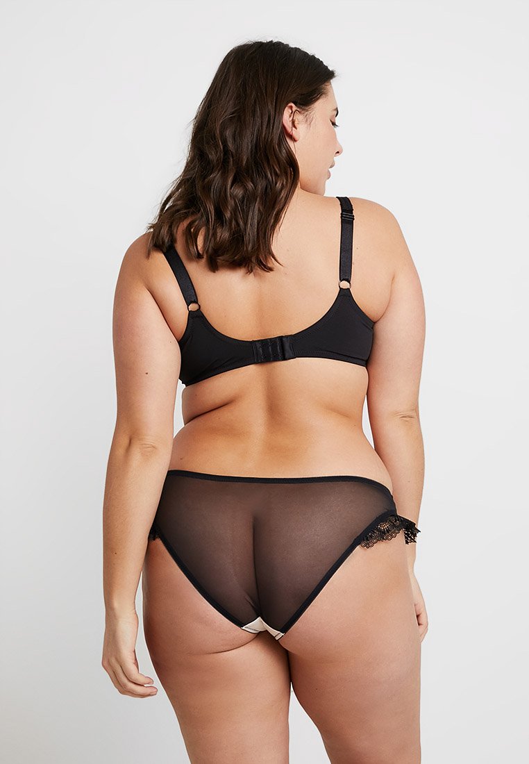 Playful Promises YSABEL BRIEF