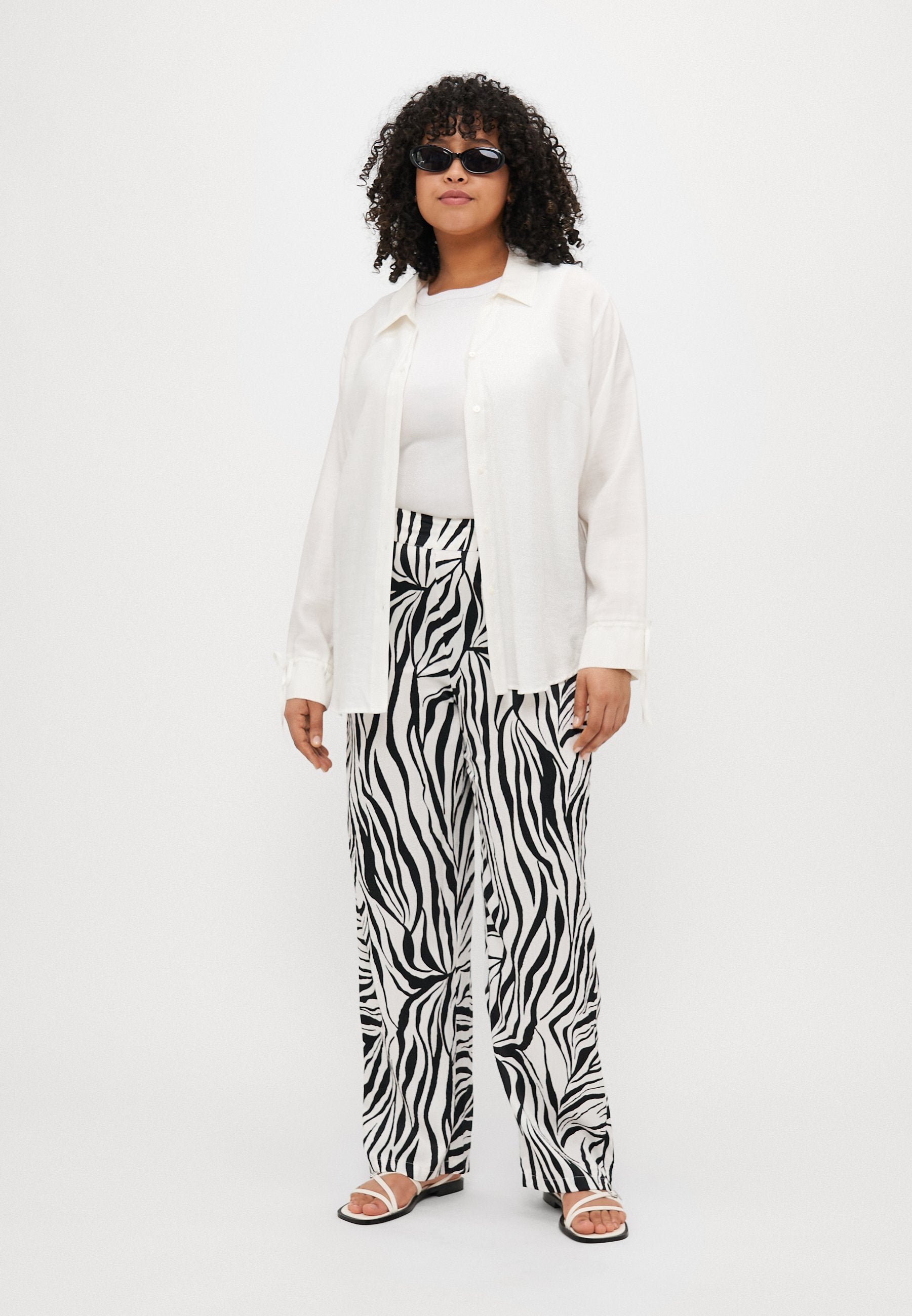 Wide-leg CARYAVA Regular Fit Media 2