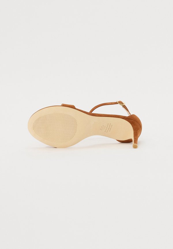 Stuart Weitzman NUDIST II