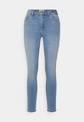 Blaue Skinny-Jeans aus Denim. Sie haben eine mittelhohe Taille, fünf Taschen sowie einen Reißverschluss mit Knopfverschluss. Verwaschene Optik mit dezenten Abnutzungen.