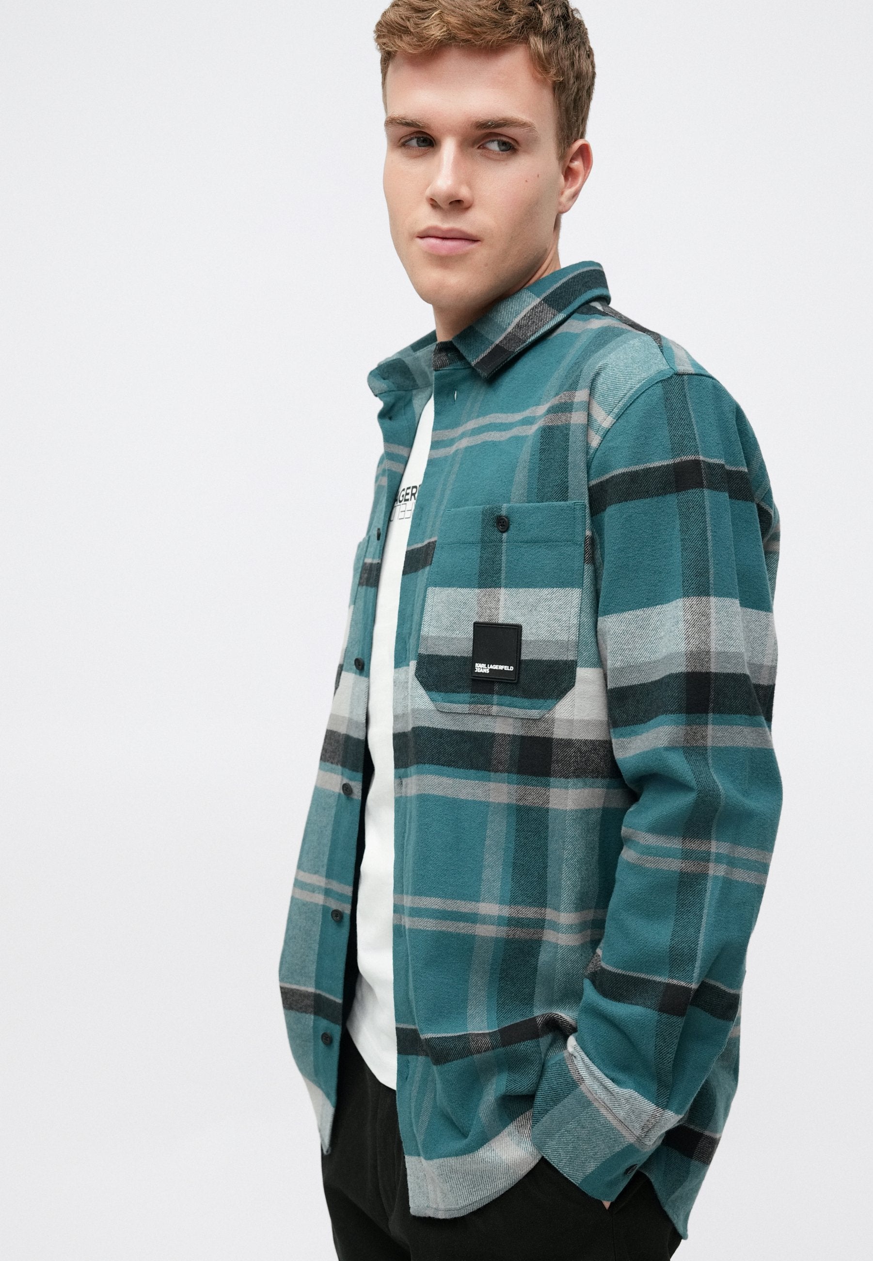 CHECK SHIRT Media 5