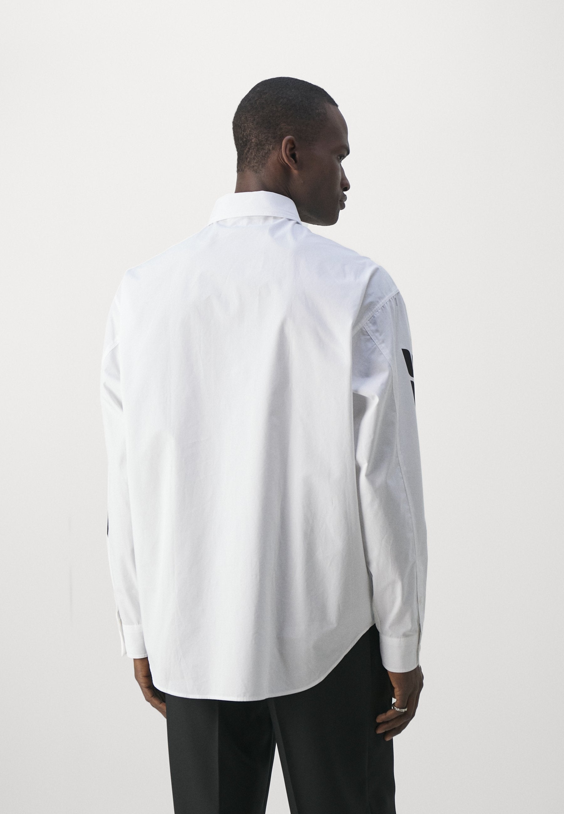 Versace Jeans Couture LOGO LINE