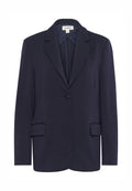 Navyblauer Blazer aus glattem Stoff mit Reverskragen, einem Ein-Knopf-Verschluss und zwei Vorderseiten-Taschen. Hat ein strukturiertes, maßgeschneidertes Design.