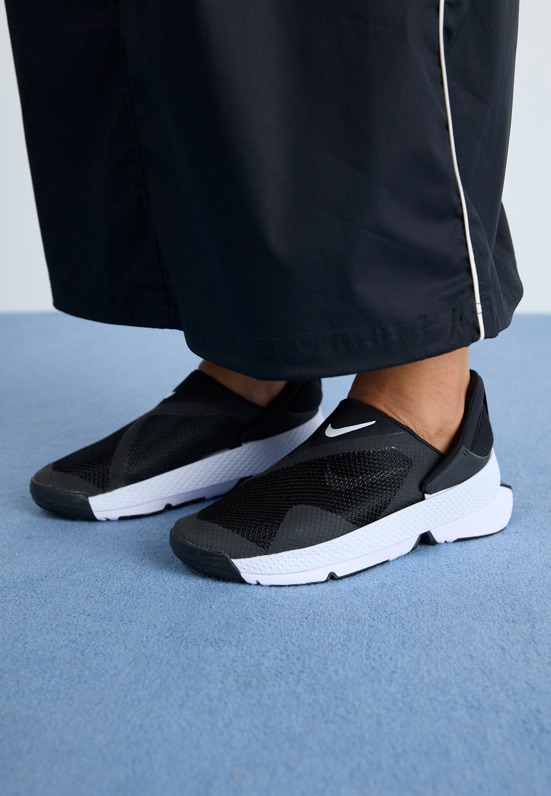 Nike Sportswear GO FLYEASE