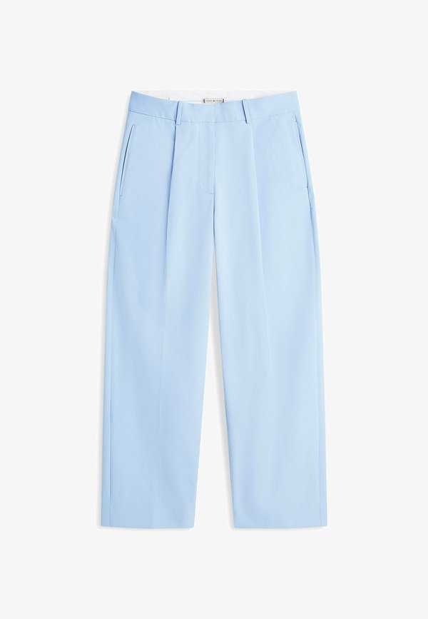 Tommy Hilfiger BARREL PLEATED CHINO - Wide Leg - cloudy blue