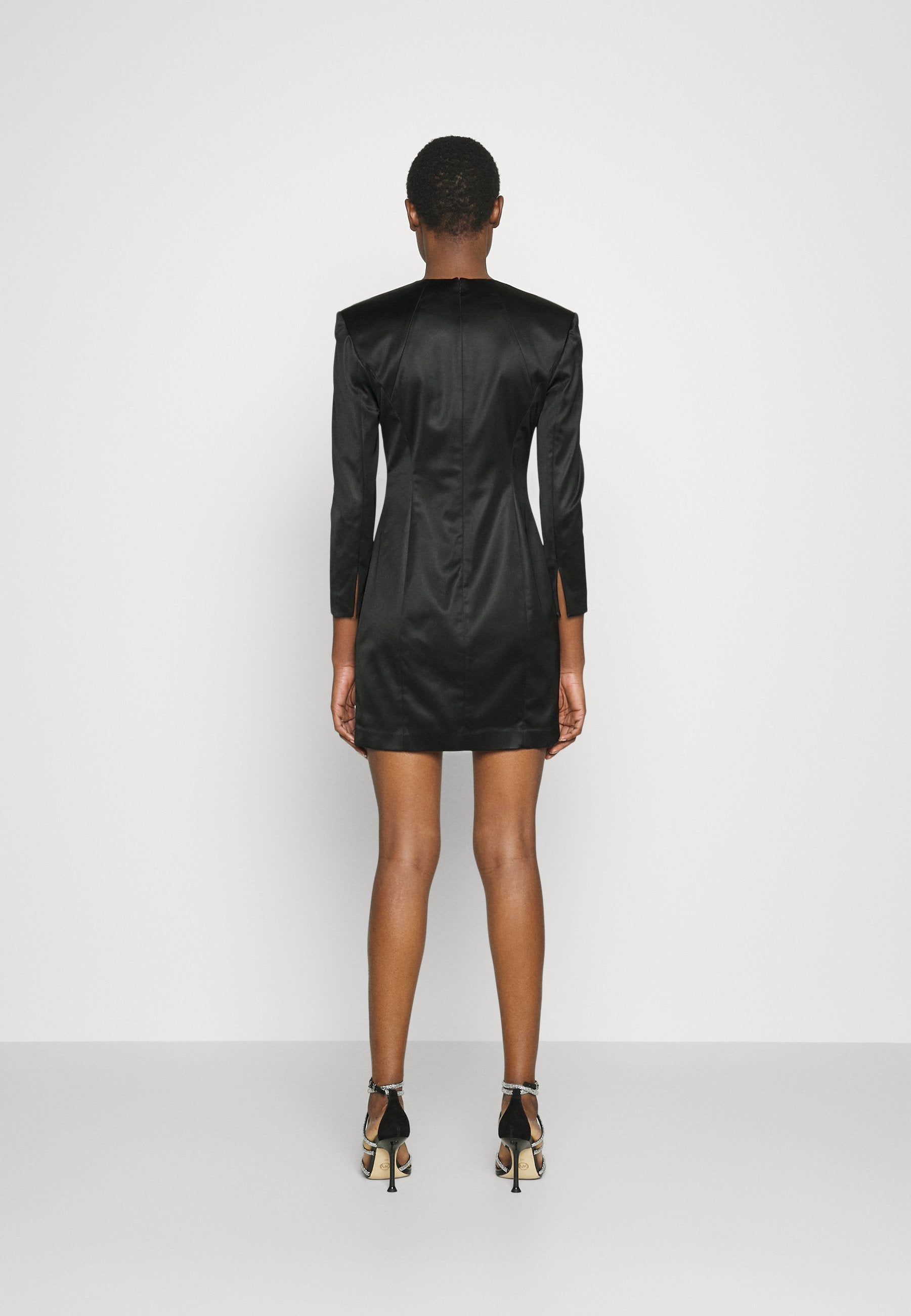 EVENING DRESS WITH BOWS Media 4
