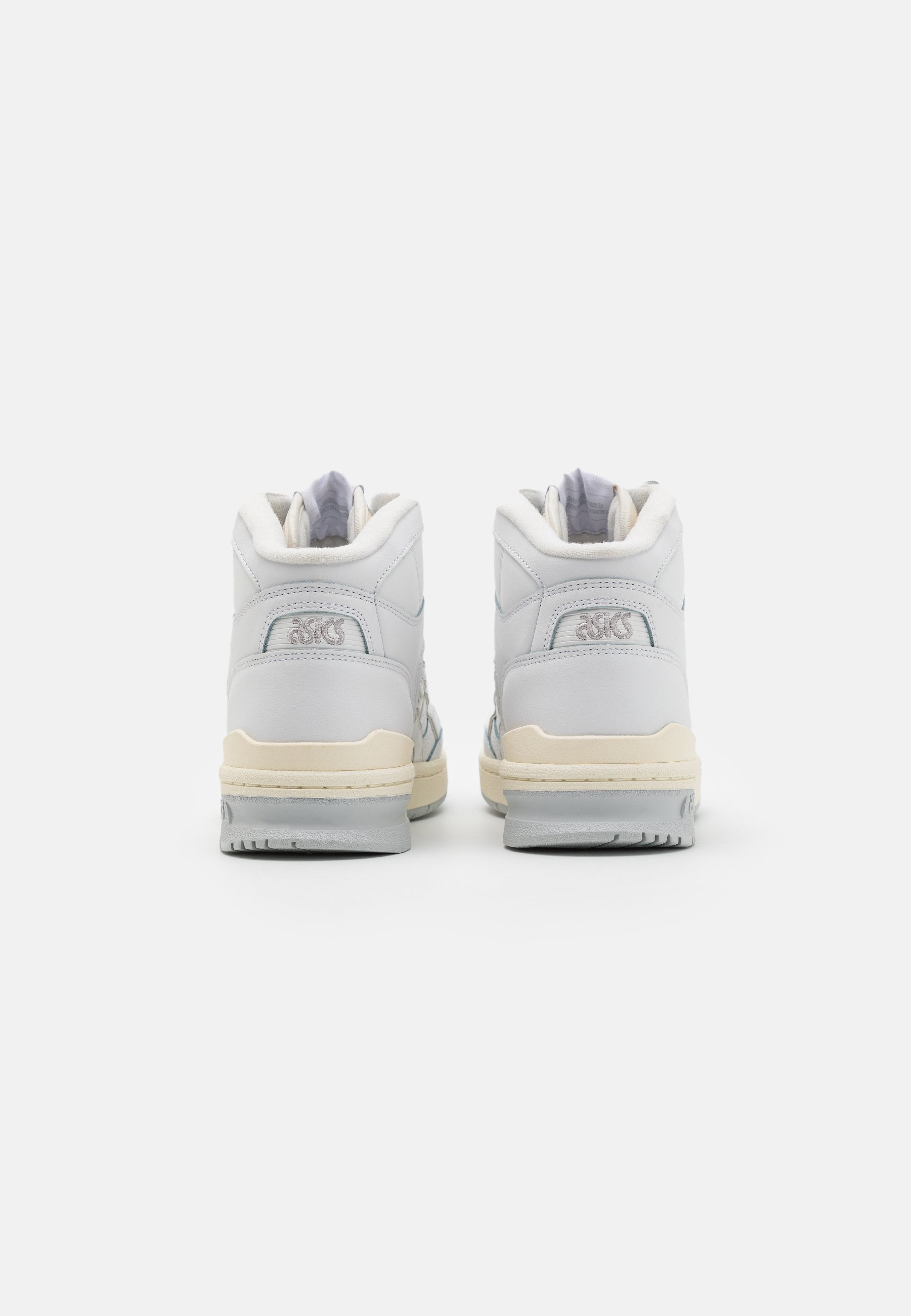 EX89 UNISEX Media 3