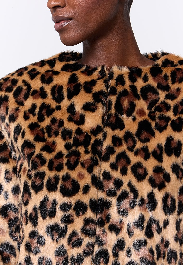 Versace Jeans Couture