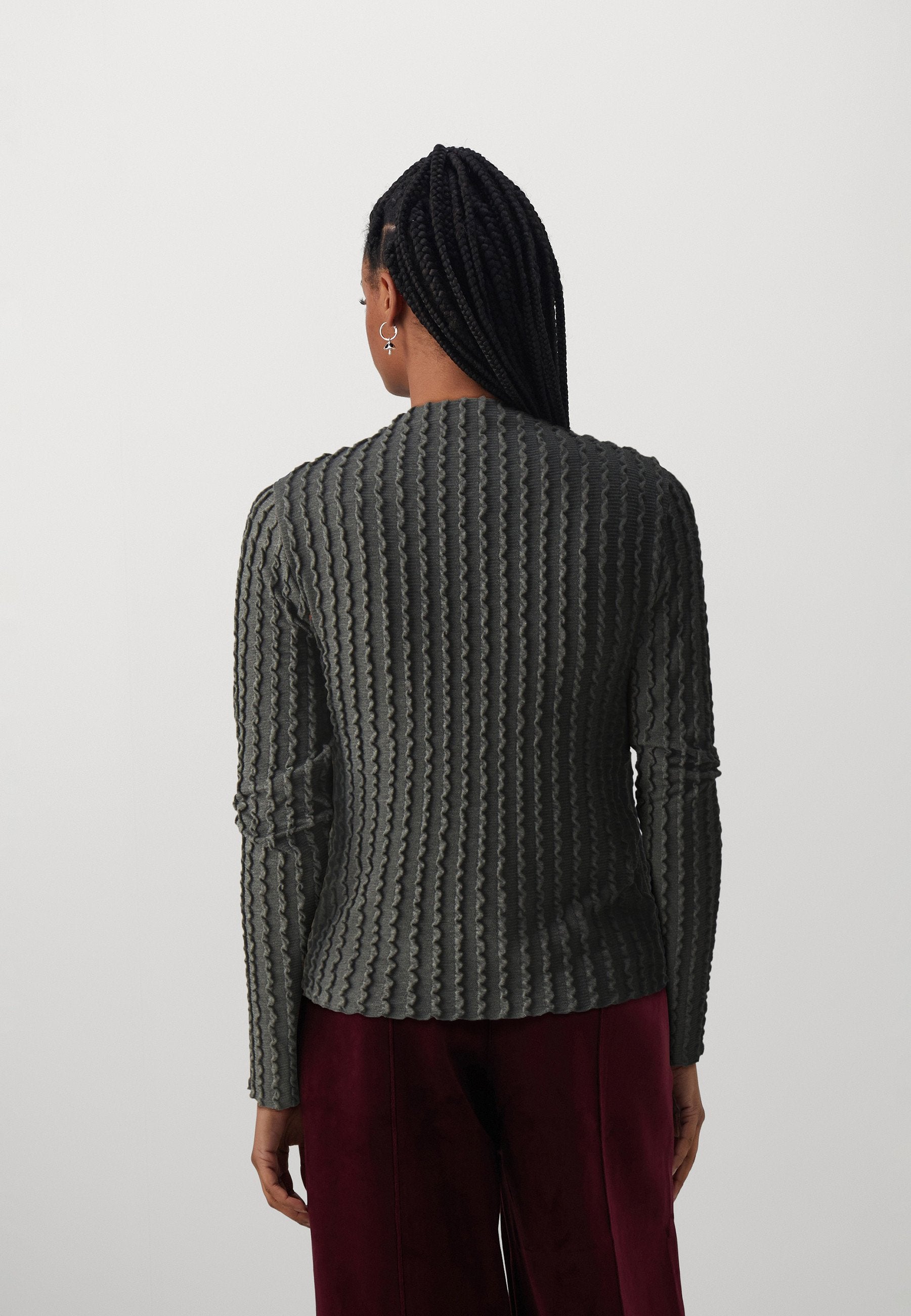 ONLY ONLHELLE MOCK NECK