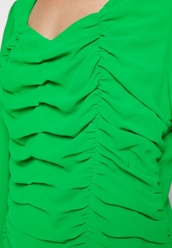 IN THE STYLE BILLIE FAIERS
