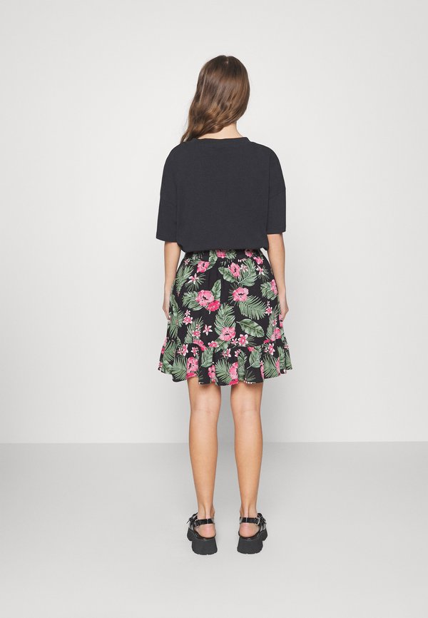 Pieces Petite PCNYA SKIRT