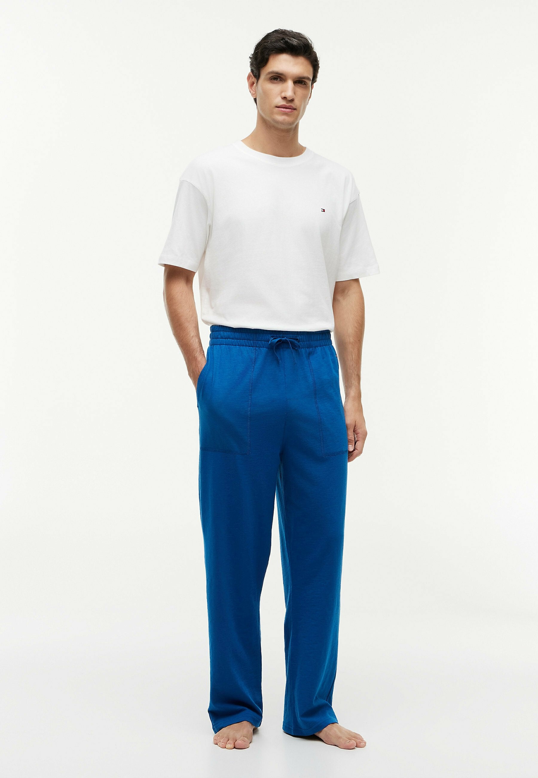 EVERYDAY ESSENTIALS PANT Media 2