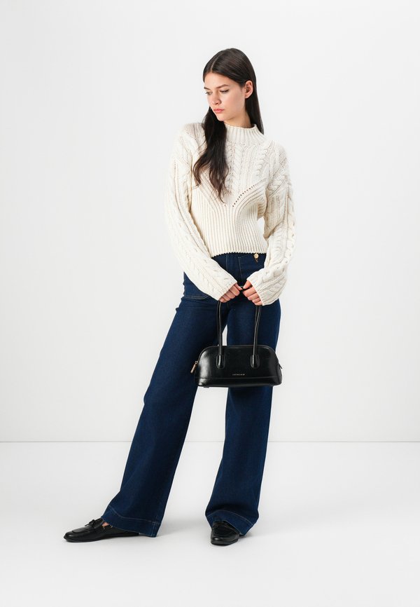 Noisy May Cable knit