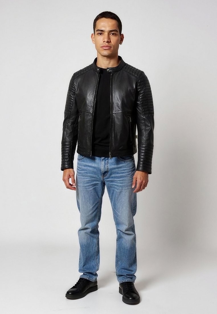 Lee Cooper BOBBY