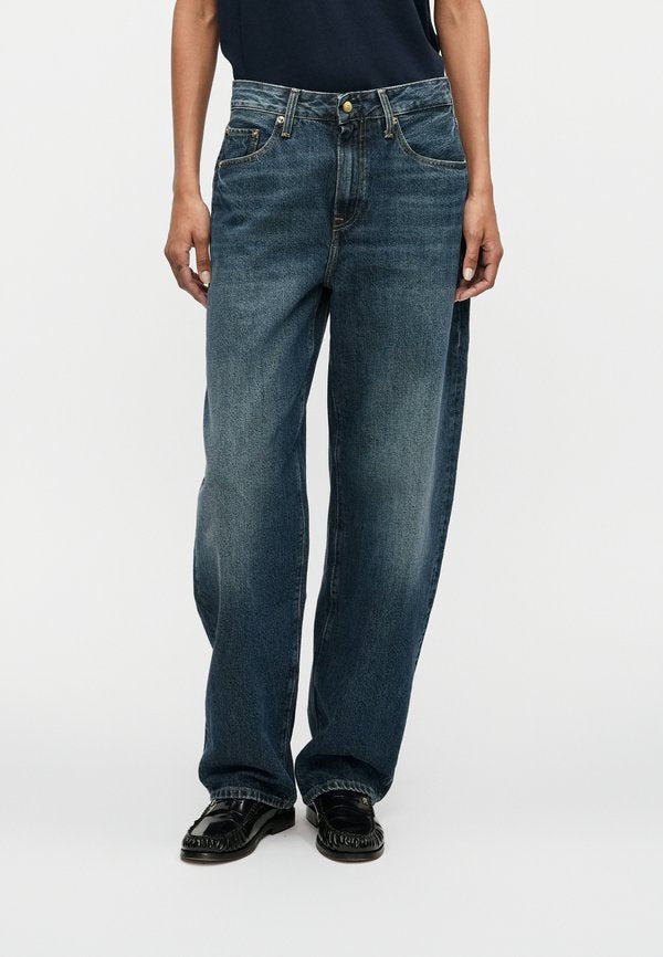 Tommy Hilfiger MID RISE TAPERED BARREL LEG JEANS - Baggy Jeans - dark blue denim