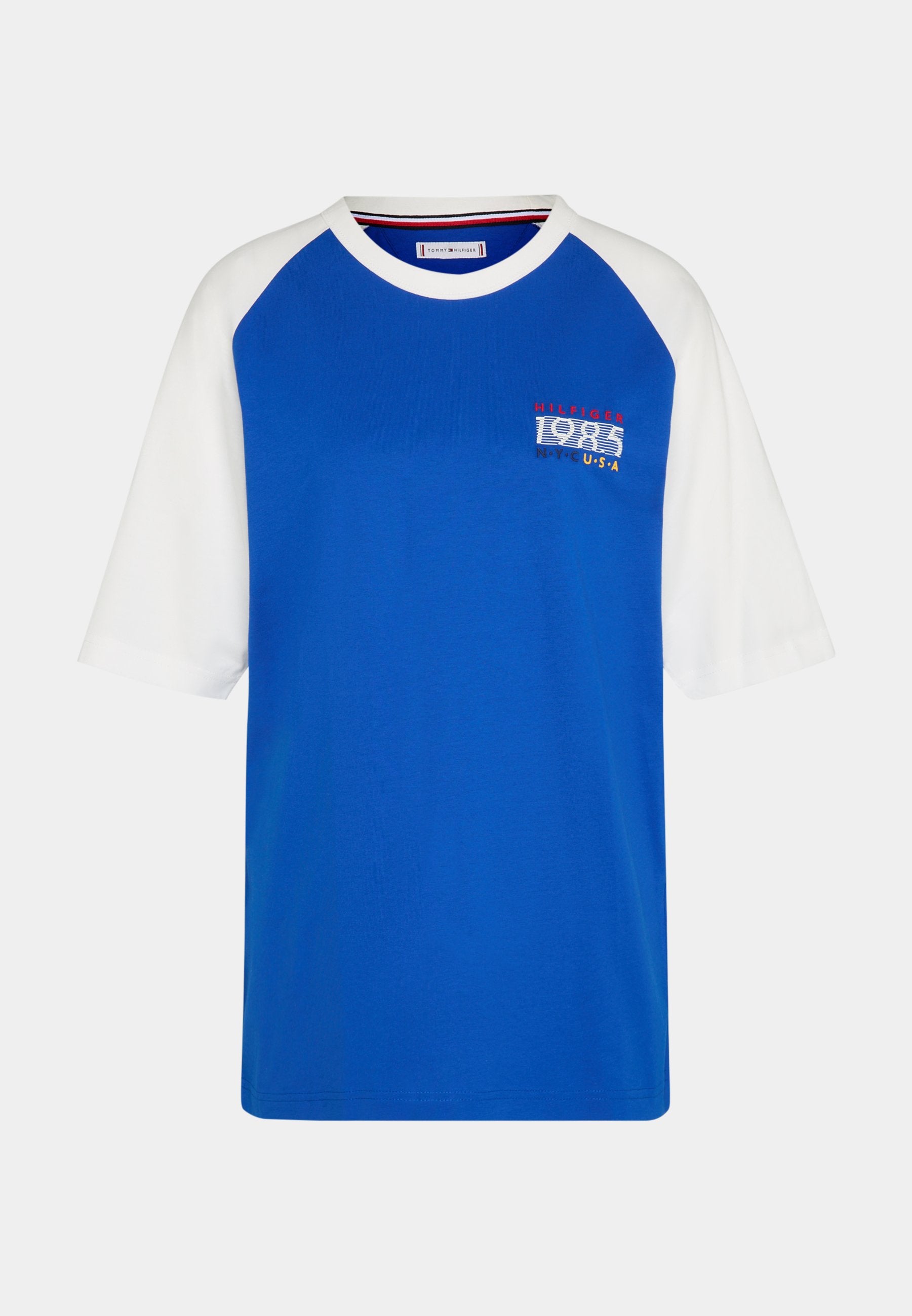 EXCLUSIVE HILFIGER TEAM KIT Media 1