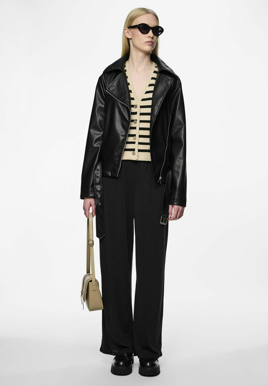Pieces MIT WEITEM CANORA