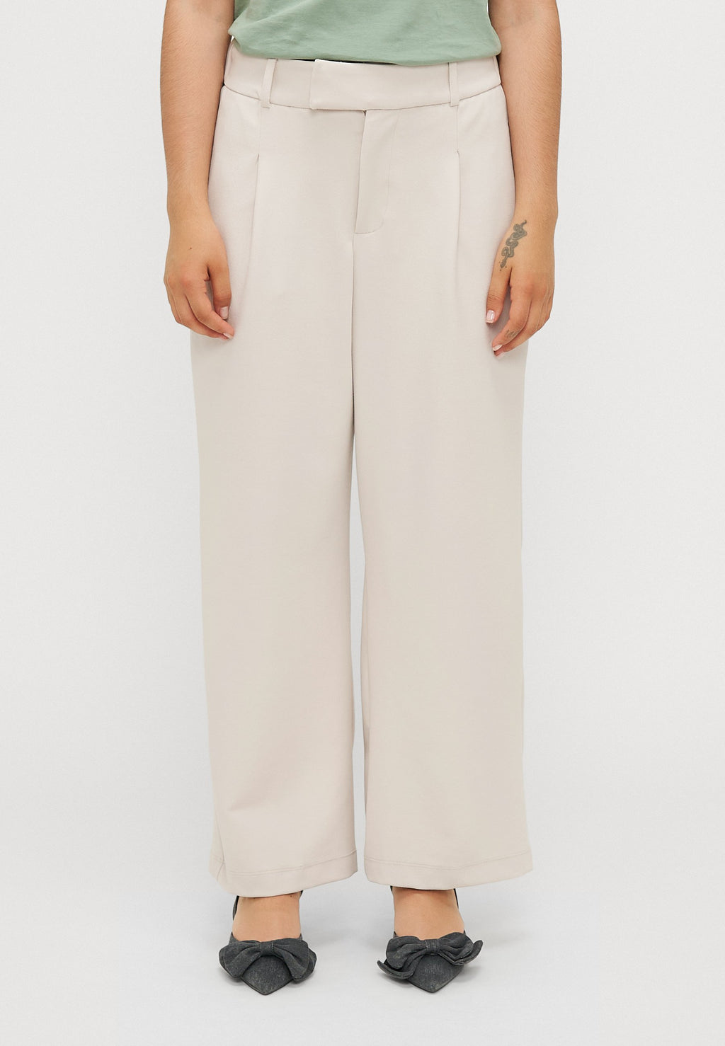 ONLRENAL PLEAT STRAIGHT Media 3