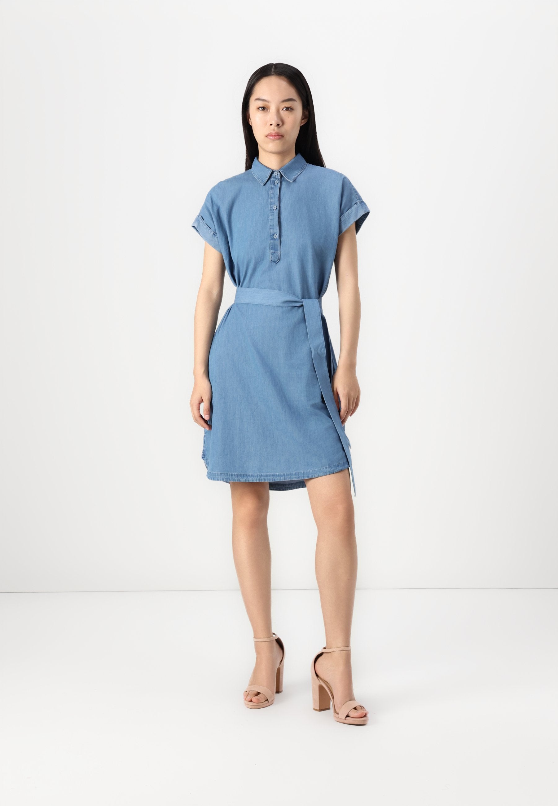 Esprit Jeanskleid Media 3