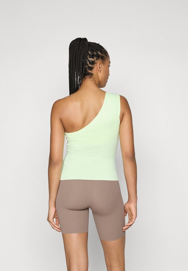 Nike Performance ZENVY TANK