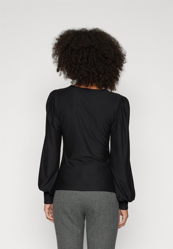 Gestuz RIFA V-NECK