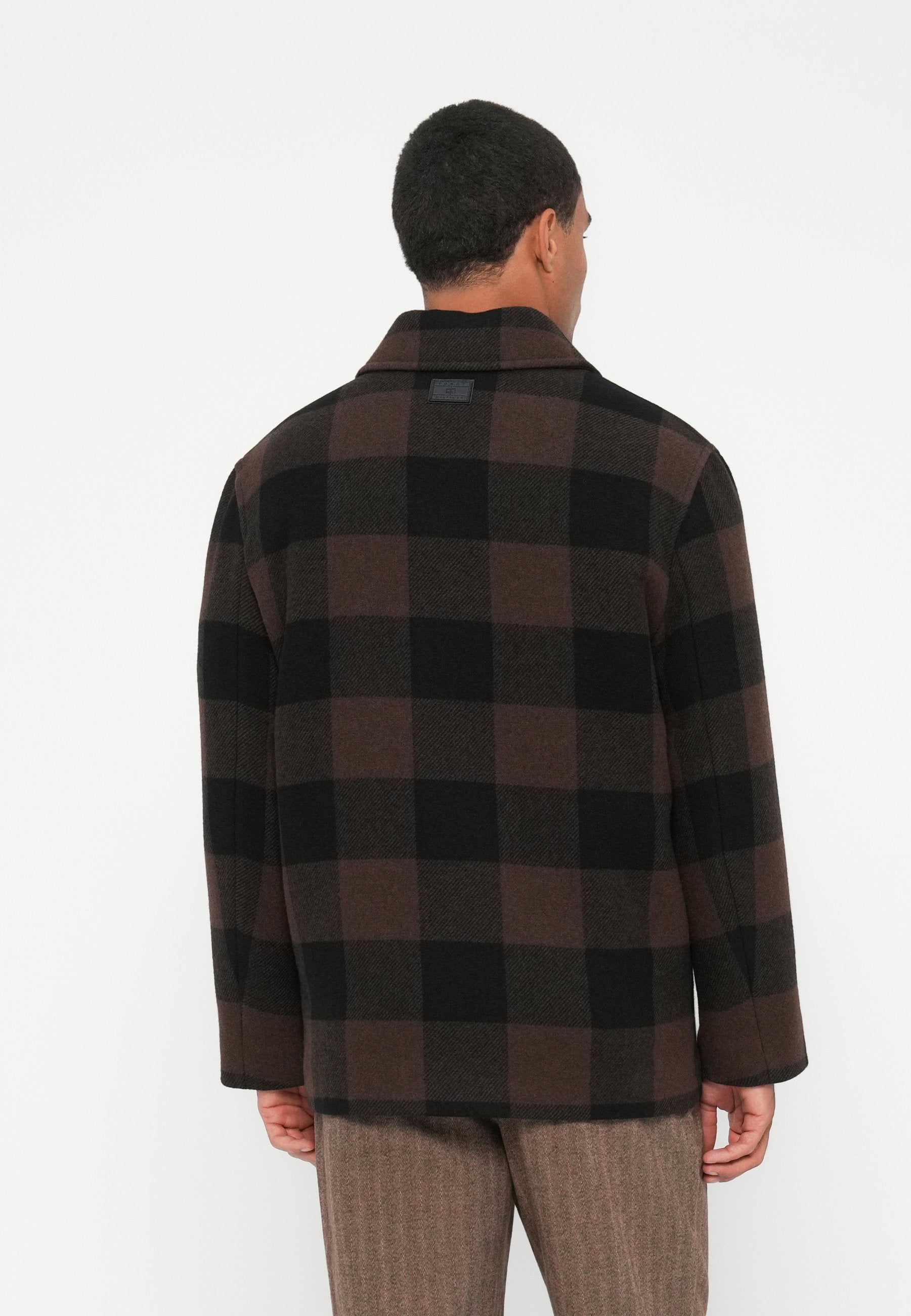 WOOL CHECK CHORE Media 3