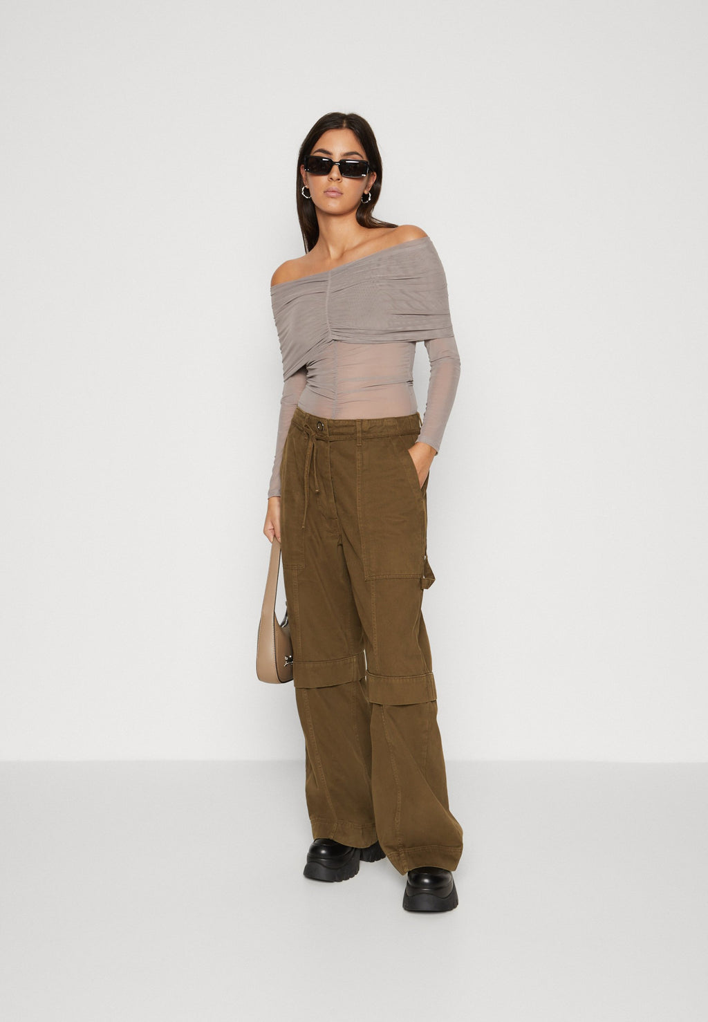 ONLMILAN OFFSHOULDER  Media 2