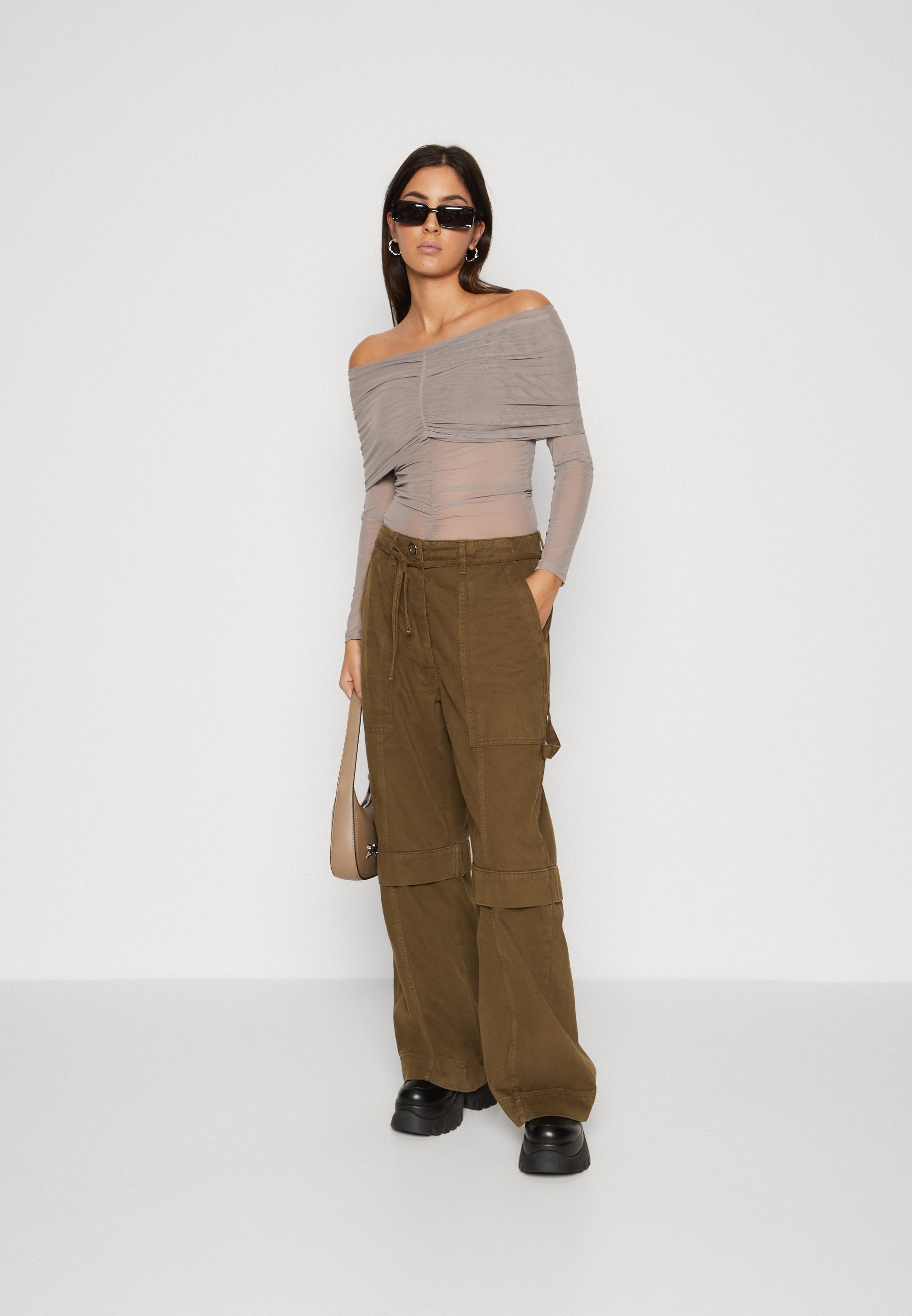 ONLMILAN OFFSHOULDER  Media 2