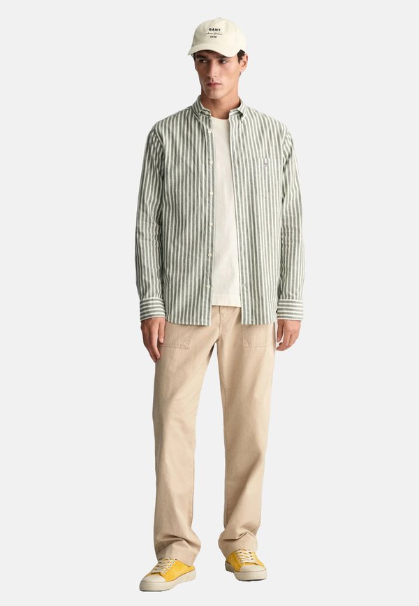 GANT REGULAR FIT DE A RAYAS