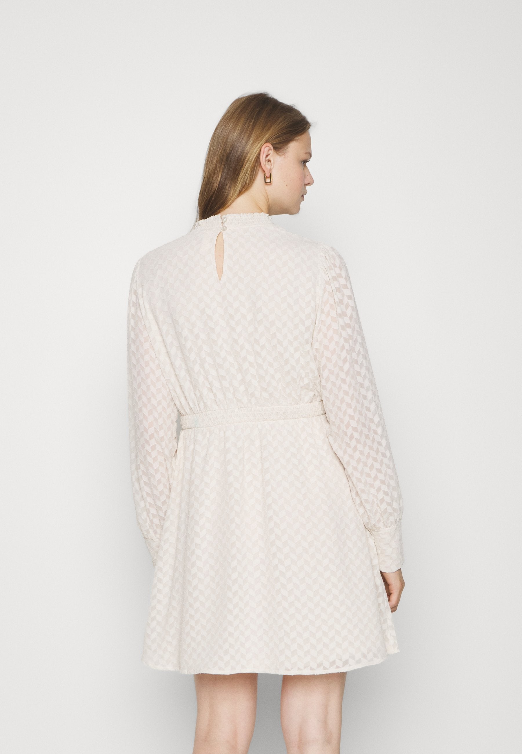 ONLY ONLEMMERY HIGHNECK DRESS
