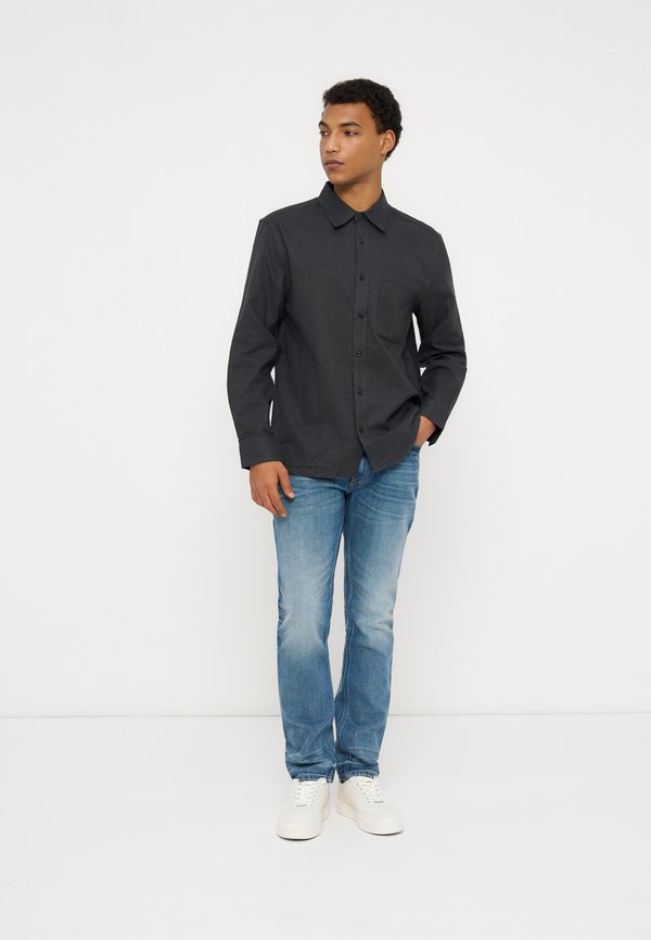 Calvin Klein Jeans