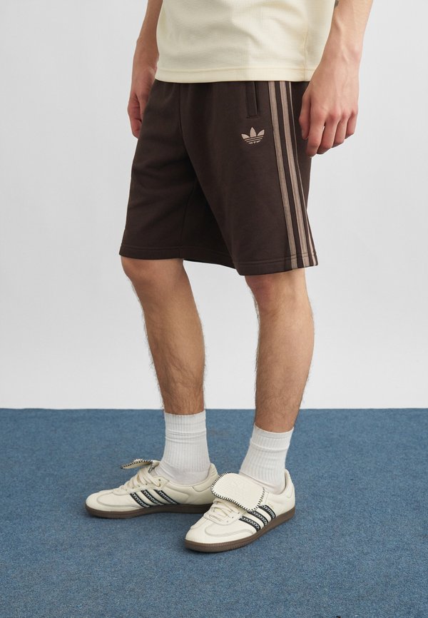 adidas Originals Shorts - aurora coffee