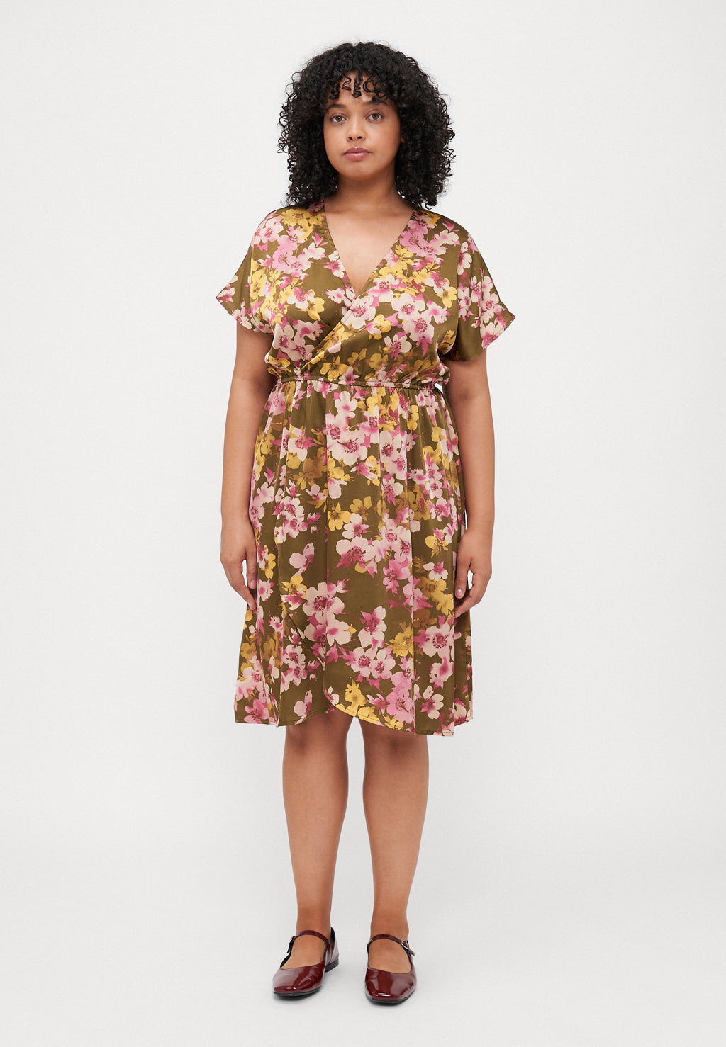 CARFULIA WRAP DREES Media 3