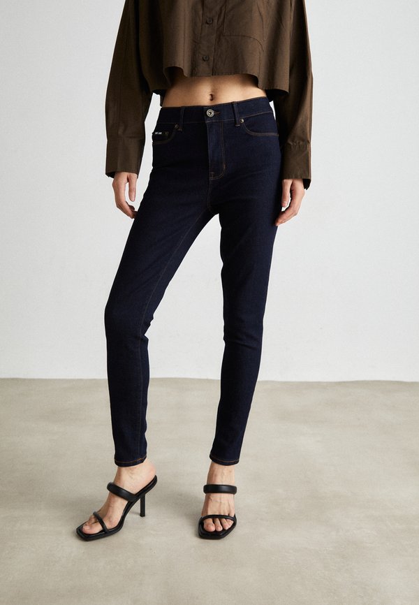 DKNY BLEEKER SHAPING