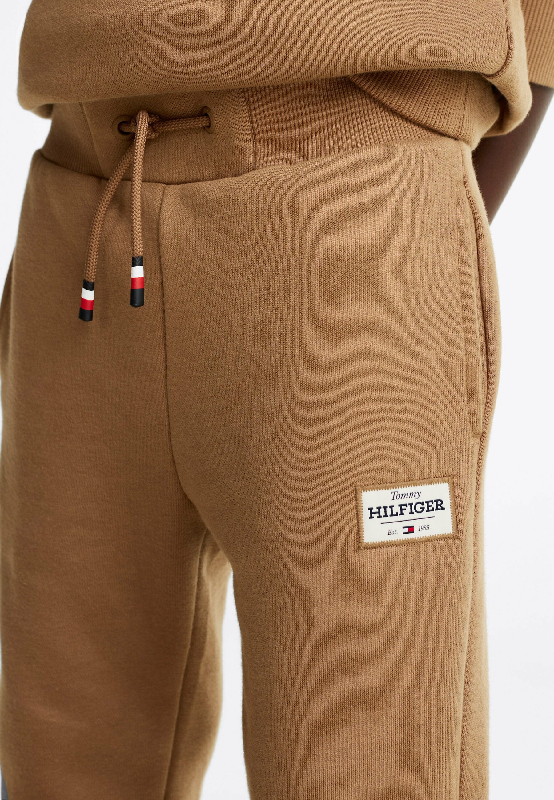 JOGGERS Media 4