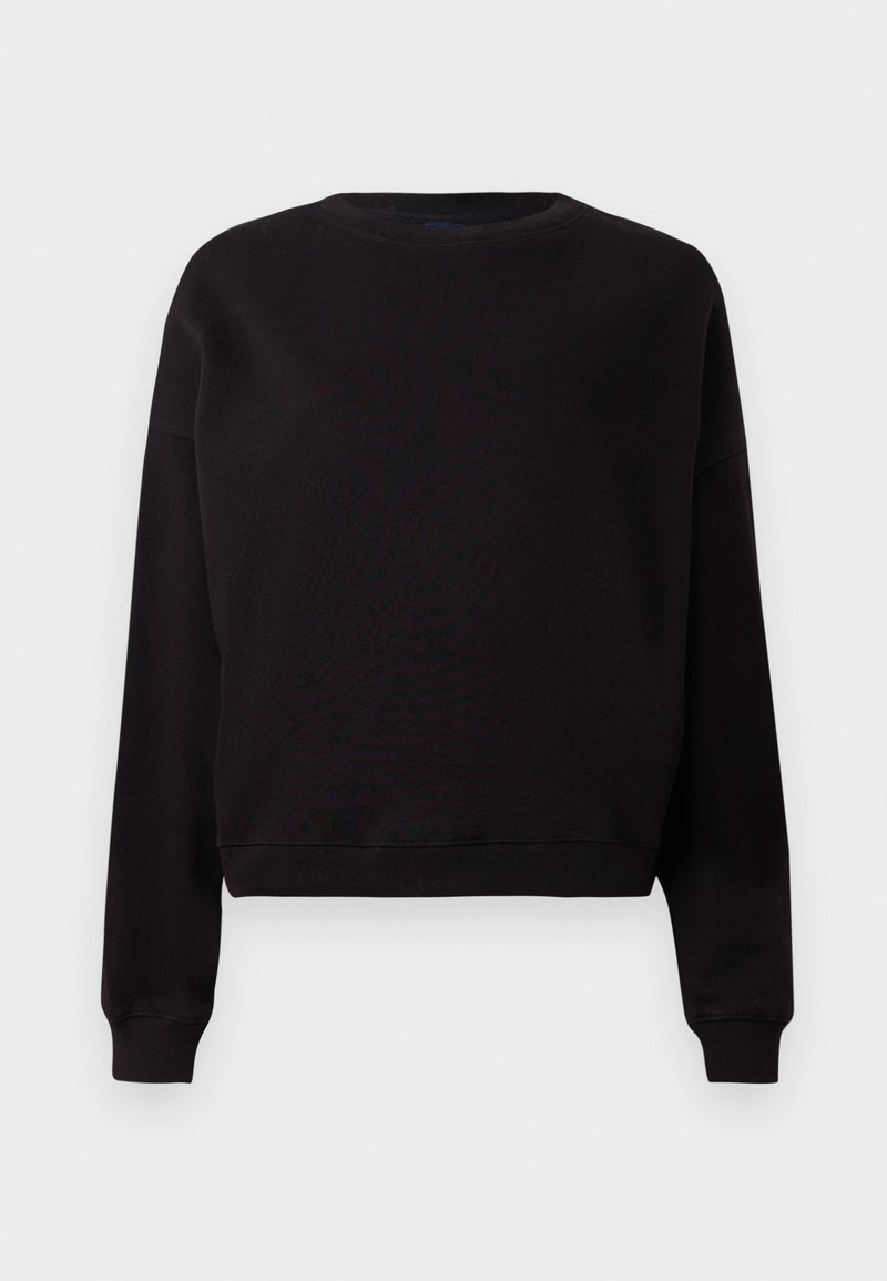 Schwarzer Pullover mit rundem Halsausschnitt, langen Ärmeln und cropped Saum. Hergestellt aus weichem Stoff mit glatter Textur und ohne sichtbare Muster.