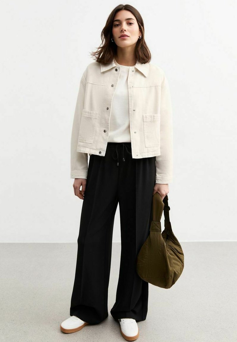 New Look BUTTON UP