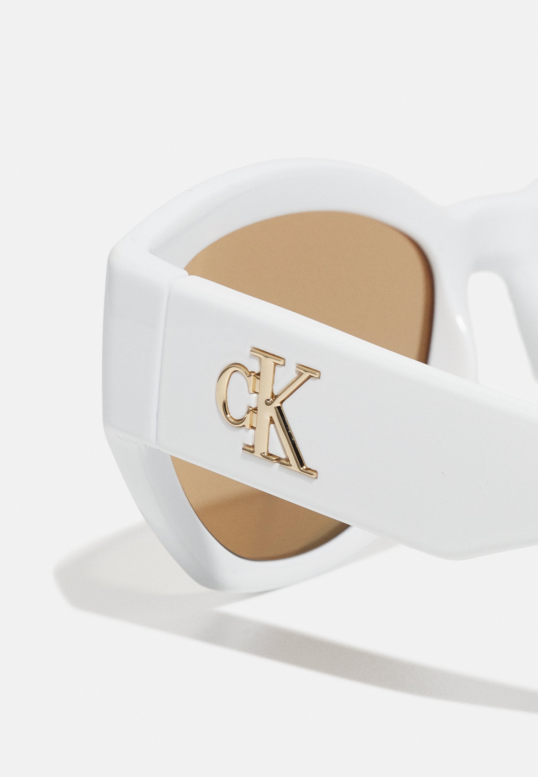 Calvin Klein Jeans Sonnenbrille Media 4