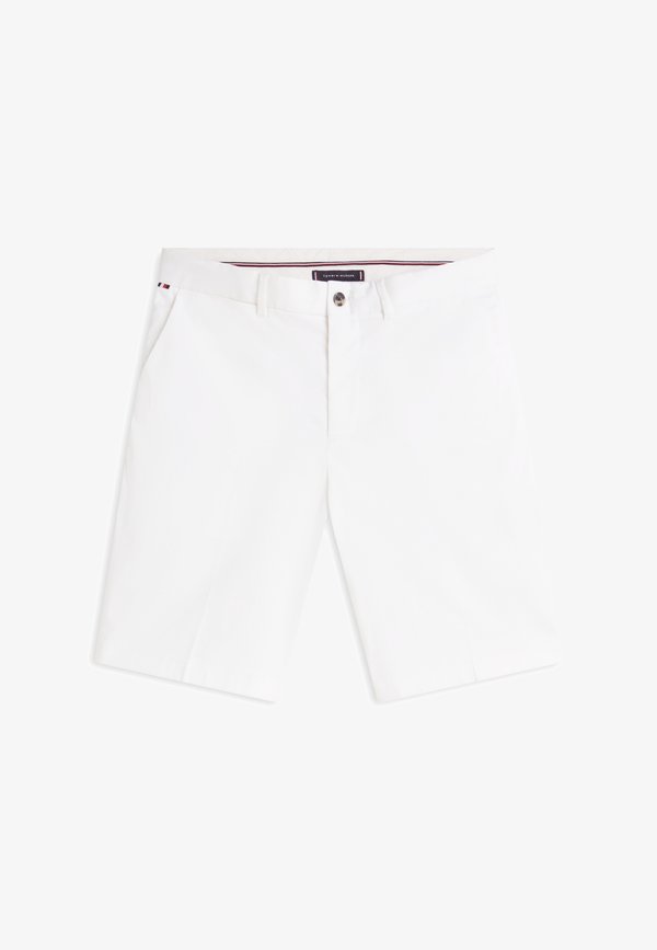 Tommy Hilfiger BROOKLYN SATIN SLIM CHINO SHORTS - Shorts - white