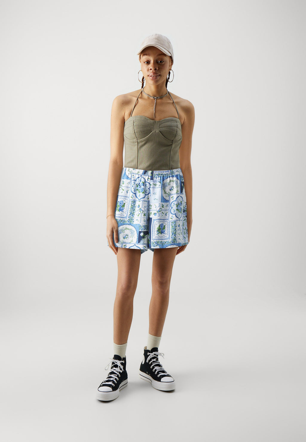 Abercrombie & Fitch FLORAL TILE