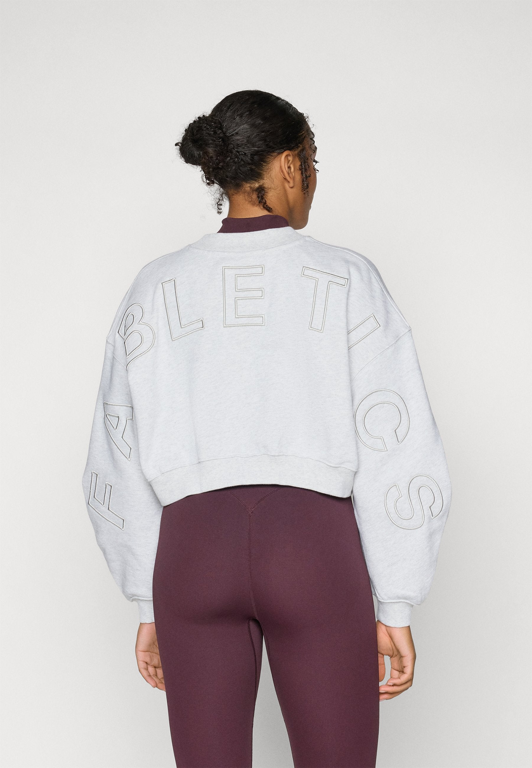 Fabletics WEEKEND CROPPED